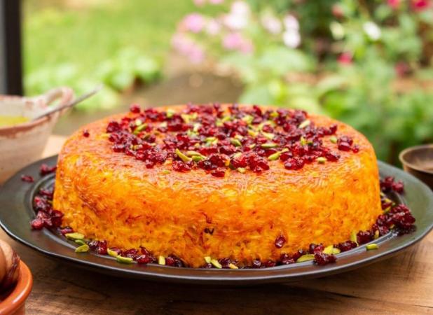 طرز تهیه ته‌چین مرغ و بادمجان مجلسی