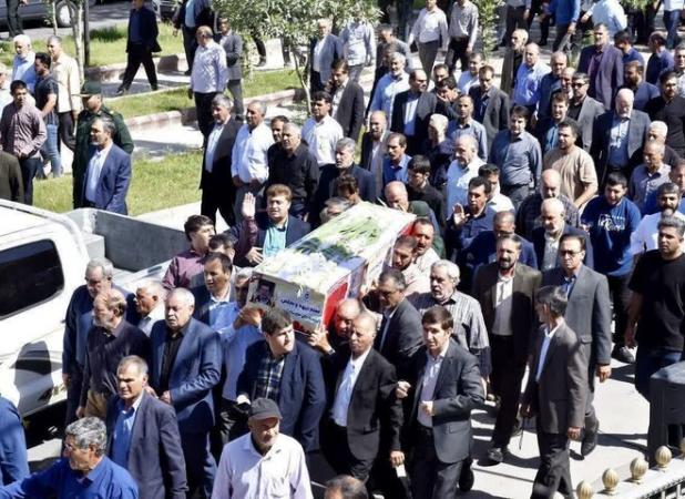 پیکر نماینده سابق ایلام در مجلس تشییع شد
