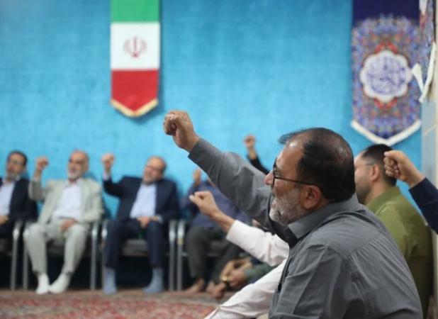 مراسم بزرگداشت شهدای علم و اقتدار در سمنان برگزار شد