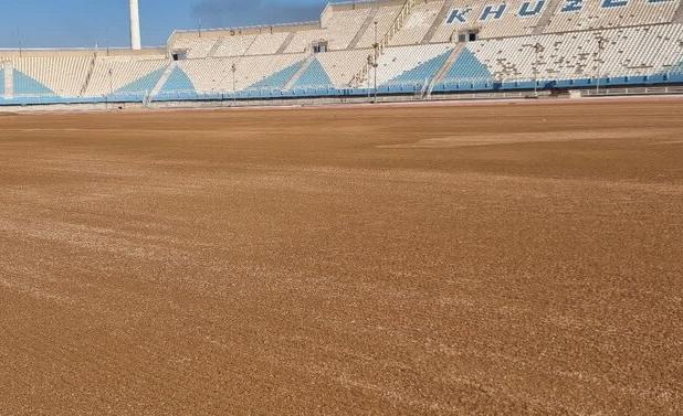 چمن ورزشگاه غدیر اهواز جوانه زد