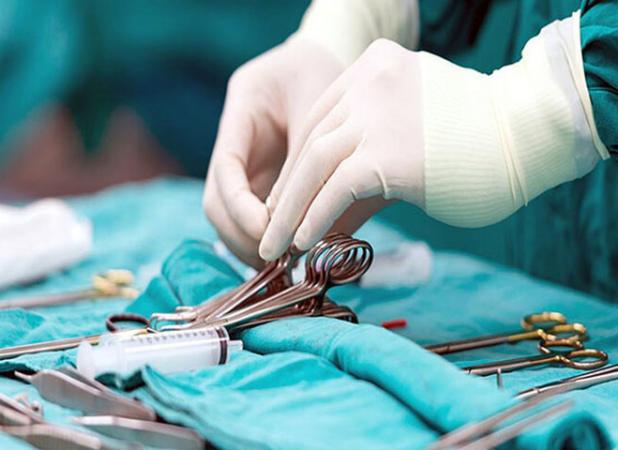 پیگرد قضایی جراح بندرعباس به دلیل اخاذی از بیماران نیازمند