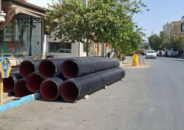 هدایت آب های سطحی در خیابان‌های یزد