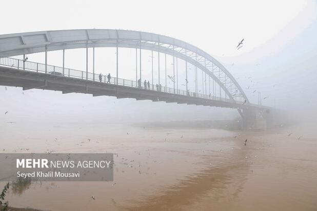 تداوم مه گرفتگی شدید در اهواز