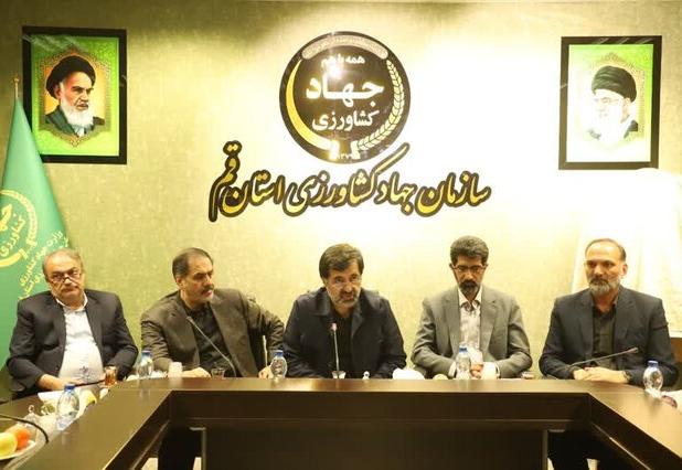 استاندار قم: با همدلی مدیران ۲۵۰۰ مگاوات برق در استان تولید می‌شود