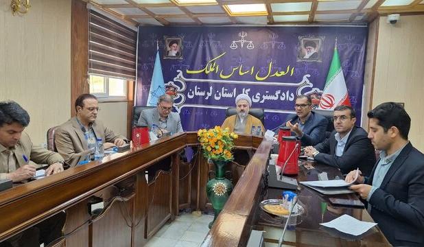 رئیس کل دادگستری لرستان: حمایت از زنان و کودکان بی‌سرپرست محور اصلی طرح گلریزان اجتماعی است