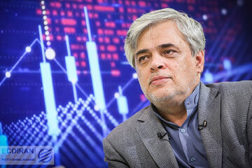 متلک تند و تیز محمد مهاجری به جبهه پایداری