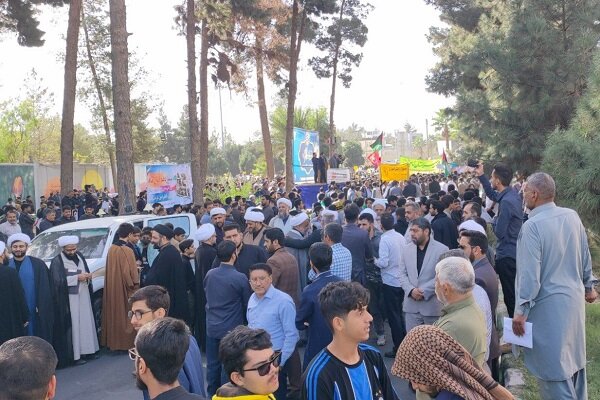 آغاز راهپیمایی یوم الله ۱۳ آبان در زاهدان