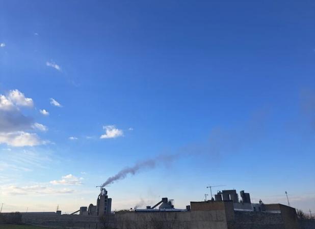 وعده سی‌ساله‌ای‌که خاک می‌خورد؛جاده‌سیمان کردستان در انتظار زیرگذر