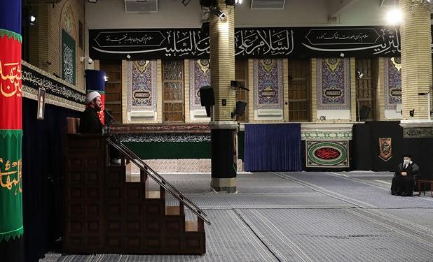 مراسم عزاداری شب تاسوعای حسینی(ع) با حضور رهبر انقلاب