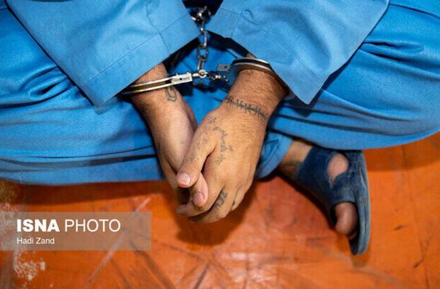 سارق حرفه‌ای کیف‌قاپ در قم دستگیر شد