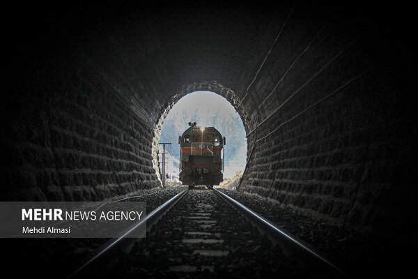 آموزش و تربیت ۴۰ مدیر در ساختار میانی راه‌آهن