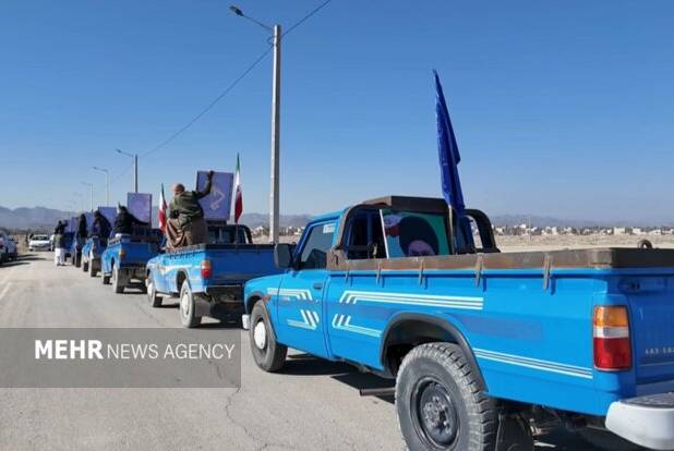 رژه «سوختبران سراوانی» در حمایت از انقلاب اسلامی ایران