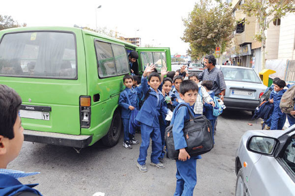 امکان ثبت‌نام در سرویس مدرسه دانش‌آموزان تا اول تیر