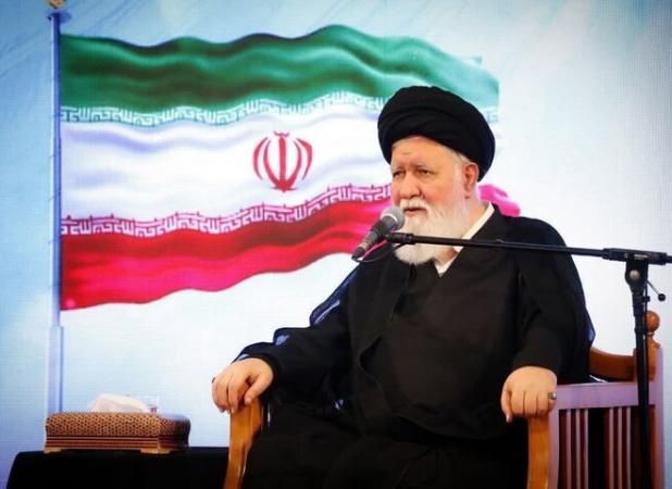 علم الهدی: امنیت احکام الهی باید در صدر اولویت‌های کشور باشد