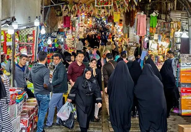 وضعیت فروشگاه‌های مواد غذایی در این روزهای پرتب و تاب