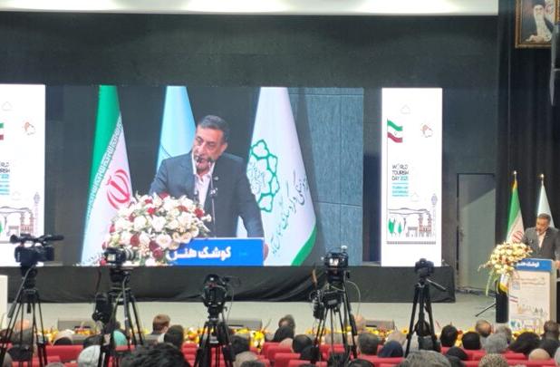 قائم‌پناه: برای استاندارد سازی خدمات گردشگری بکوشید