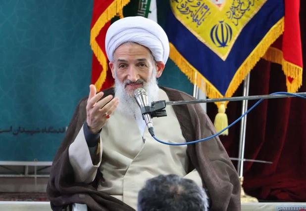 نماینده ولی فقیه در مازندران: انتخاب شهردار منتقد رئیس‌جمهور آمریکا و طرفدار فلسطین در نیویورک نشانه‌ای از تغییر باطن ملت‌هاست