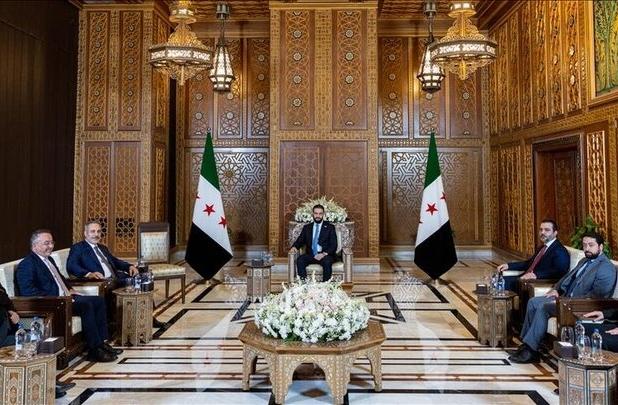 «فیدان» در سفر ناگهانی خود به سوریه با «جولانی» دیدار کرد