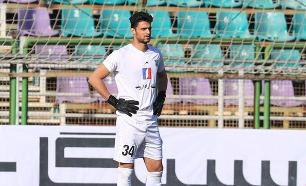دروازه‌بان پرسپولیس به آلومینیوم اراک پیوست
