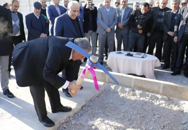 خانه تشکل‌های اتاق بازرگانی استان سمنان کلنگ‌زنی شد