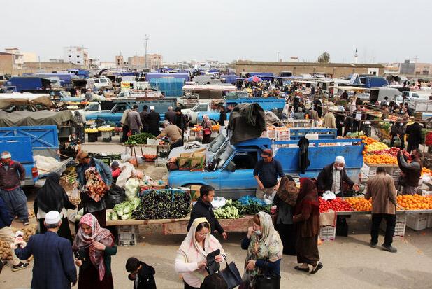 «بازار روز» نسخه تعزیرات برای مهار گرانی در اهواز