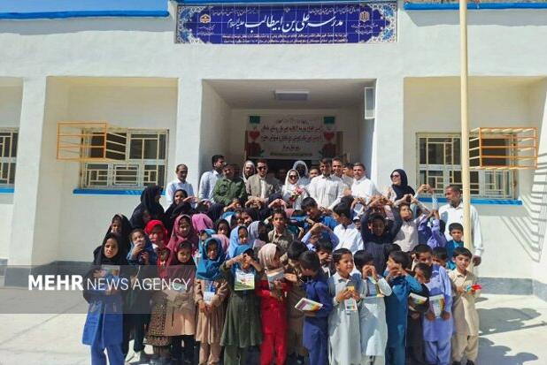 ترکمانی نیائی: خیرین سیریک در نهضت مدرسه‌سازی پیشتاز شدند