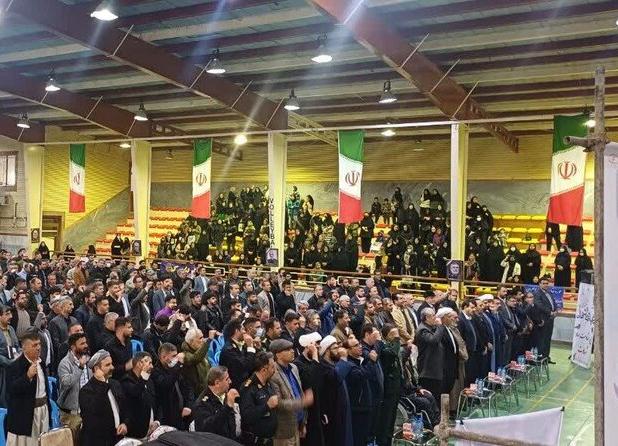 گردهمایی بزرگ بسیجیان در سقز