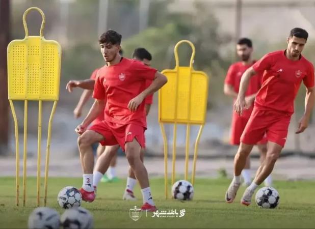 دفاع راست ۱۹ساله گزینه اجباری پرسپولیس شد