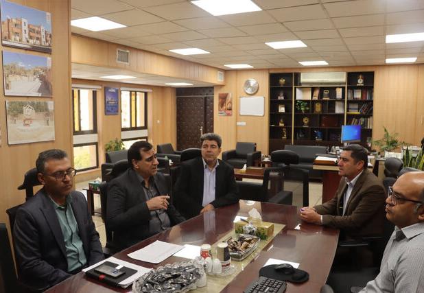 تمام توان خود را برای بازسازی سریع و ایمن مناطق زلزله‌زده سپیدان به کار می‌گیریم