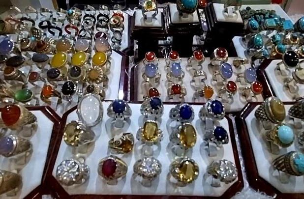روایتی از کارگاه های صنایع دستی مشهد