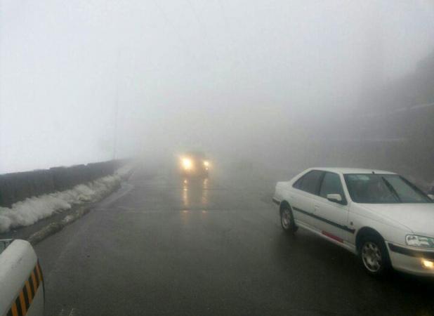 شکری: گردنه مائین بلاغ تکاب برفی است