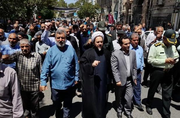 راهپیمایی «جمعه خشم و نصر» با حضور گسترده مردم در خلیل‌آباد برگزار شد