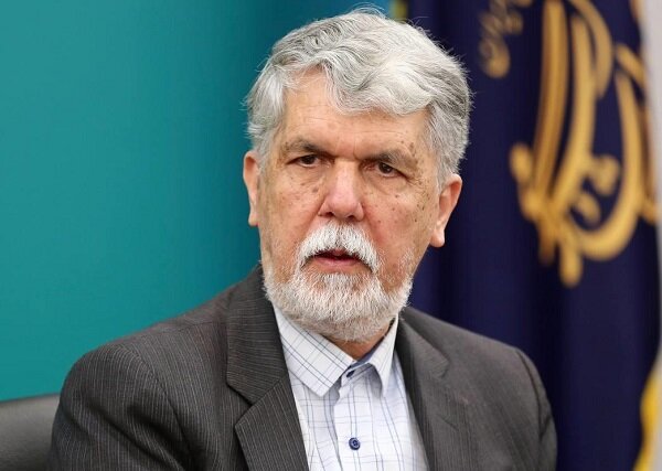 صالحی: در بحث کپی‌رایت عقد توافقی را پیش می‌بریم که هیچ مشکلی ندارد