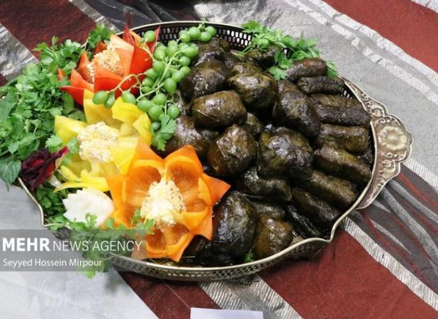 جشنواره تاک‌پلو نماد فرهنگ و اقتصاد شهرستان خلیل آباد است