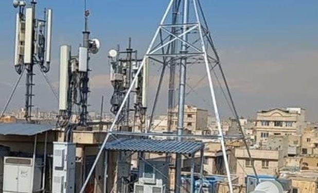 چهار دکل غیرمجاز در محلاتی، 10 ساله شدند