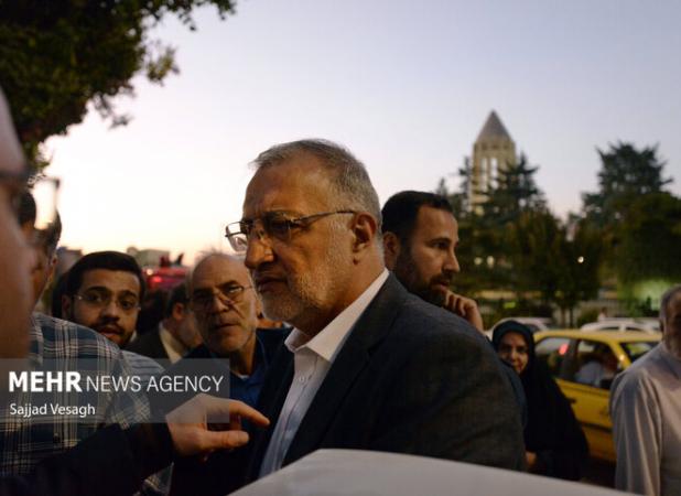 حضور علیرضا زاکانی در نشست «دفاع مقدس با اتحاد مقدس» در همدان