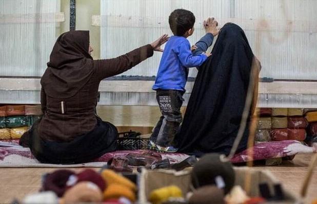 توانمندسازی زنان سرپرست خانوار از اولویت‌های دولت است