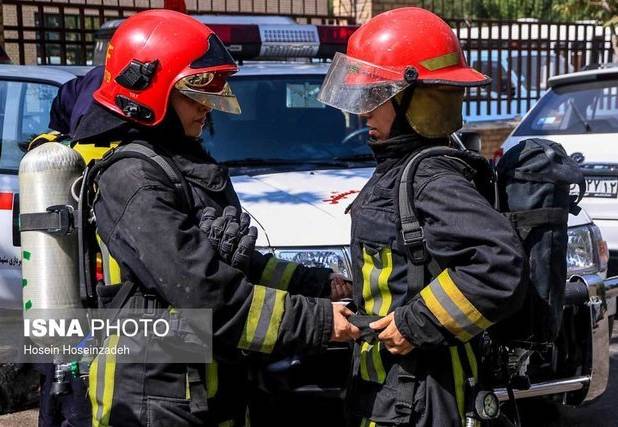 راه‌اندازی نخستین ایستگاه آتش‌نشانی بانوان در مشهد / استخدام ۲۱ آتش‌نشان زن