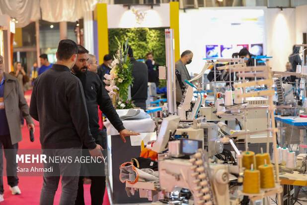 معرفی آخرین دستاوردهای نساجی دانشگاه امیرکبیر در نمایشگاه ایرانتکس
