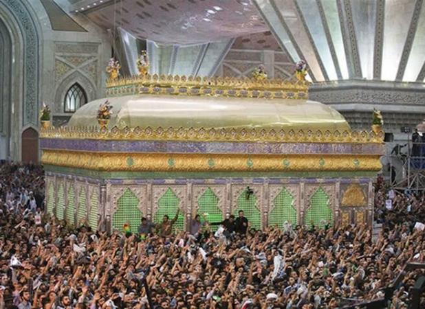 اعزام ۱۰ هزار زائر از مرکزی به مراسم ارتحال امام خمینی (ره) در تهران