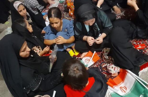 جلوه‌ای از میهن‌دوستی در مدارس کامیاران؛برگزاری پویش «پرچم افتخار»