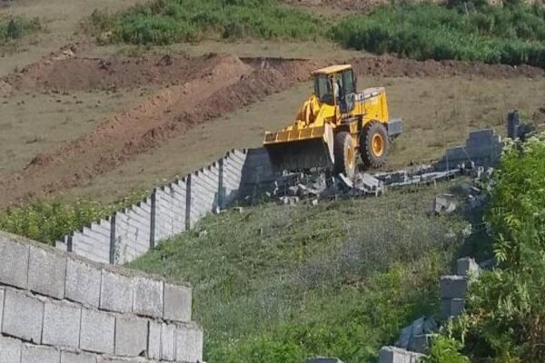 ۸۰۰۰ مترمربع از اراضی کشاورزی در تفت آزاد شد