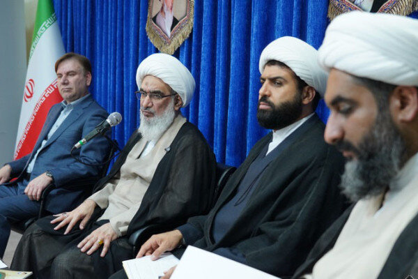 امام جمعه بوشهر: بعد رسانه‌ای فعالیت‌های قرآنی استان تقویت شود