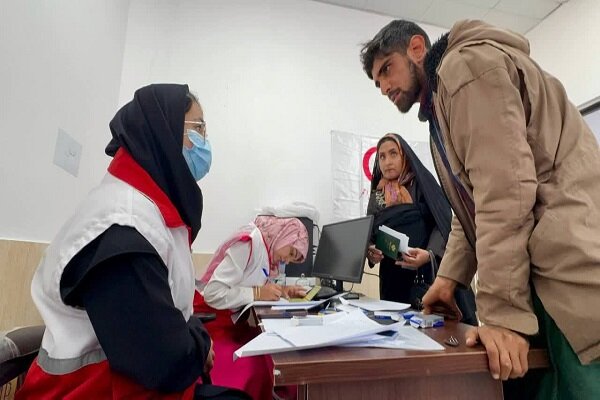 بهره‌مندی بیش از ۳۰۰ نفر از خدمات درمانی رایگان در شهرستان زیرکوه