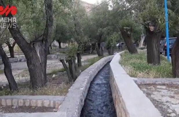 طبیعت بهاری حاشیه «سراب هنام» در لرستان