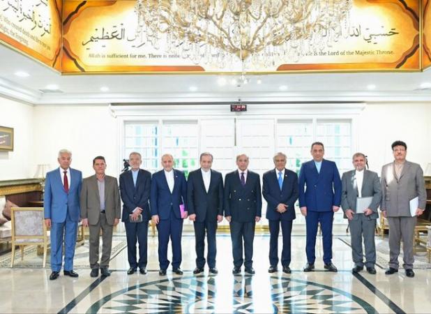 دیدار وزیر امور خارجه با نخست وزیر پاکستان