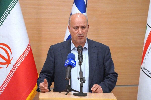 تاج: داوران اگر اشتباه کردند عذرخواهی کنند/باید با تیم هندی برخورد شود