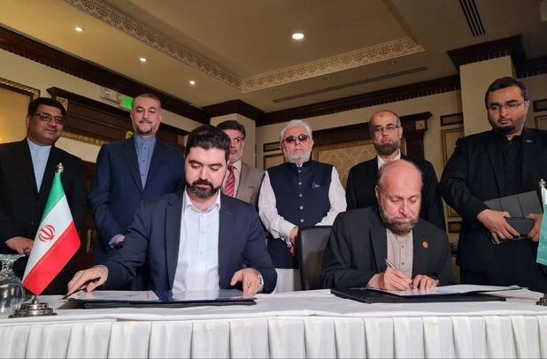 امضای سند همکاری میان اتاق بازرگانی تهران و کراچی