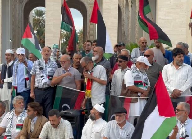 تظاهرات شهروندان لیبیایی در اعتراض به حمله اسرائیل به ناوگان «صمود»