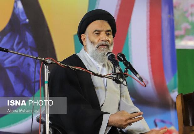 امام جمعه اهواز: یکی از اصلی‌ترین مشکلات معیشتی مردم، گرانی بی‌قاعده و دلبخواهی است